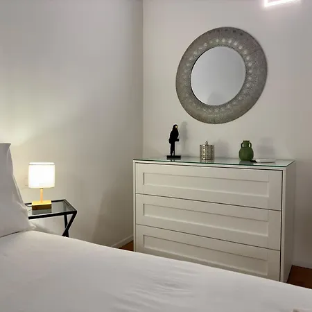 Trastevere Lungaretta, Appartement *